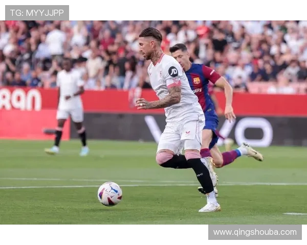 阿斯报道小雷耶斯续约皇马继续在青训体系中稳步成长